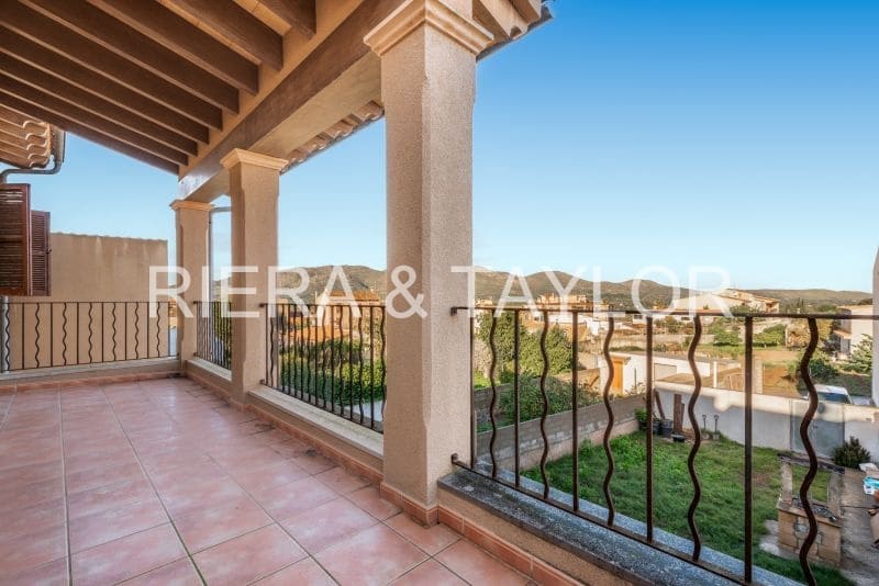 8 soveværelse Byhus til salg i Capdepera - € 585.000 (Ref: 8695289)