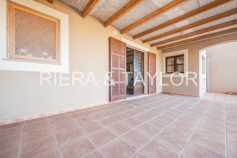 8 soveværelse Byhus til salg i Capdepera - € 585.000 (Ref: 8695289)