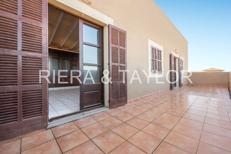 8 soveværelse Byhus til salg i Capdepera - € 585.000 (Ref: 8695289)