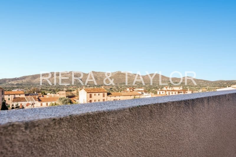 8 soveværelse Byhus til salg i Capdepera - € 585.000 (Ref: 8695289)