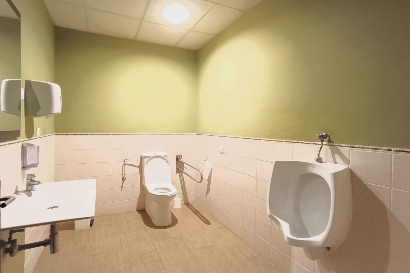 Kaupallinen myytävänä paikassa Manacor - 220 000 € (Ref: 8700452)