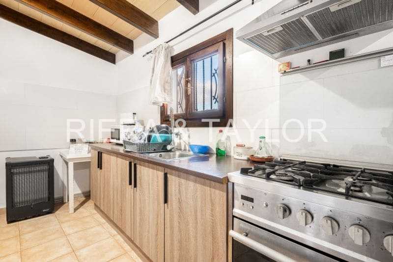 2 makuuhuone Maalaistalo myytävänä paikassa Manacor - 270 000 € (Ref: 8716355)