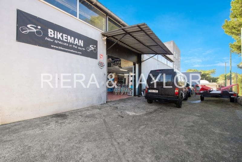 Erhverv til salg i Alcudia - € 550.000 (Ref: 8718445)