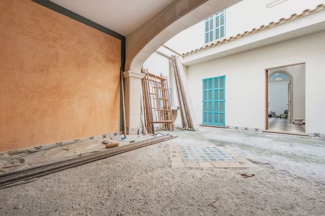 5 soveværelse Byhus til salg i Manacor med garage - € 470.000 (Ref: 8777579)