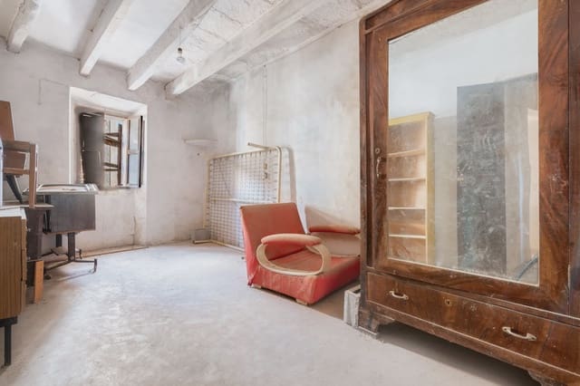 Dom na sprzedaż w Vilafranca de Bonany - 190 000 € (Ref: 8826179)