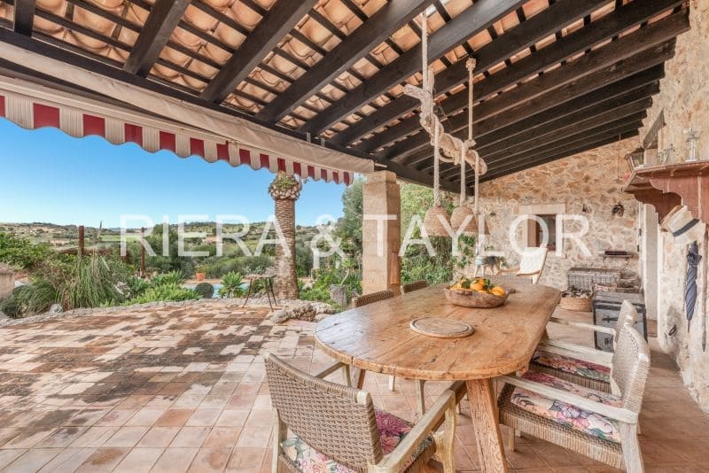 5 soveværelse Finca/Landehus til salg i Son Macia - € 1.225.000 (Ref: 8835797)