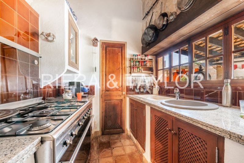 5 soveværelse Finca/Landehus til salg i Son Macia - € 1.225.000 (Ref: 8835797)