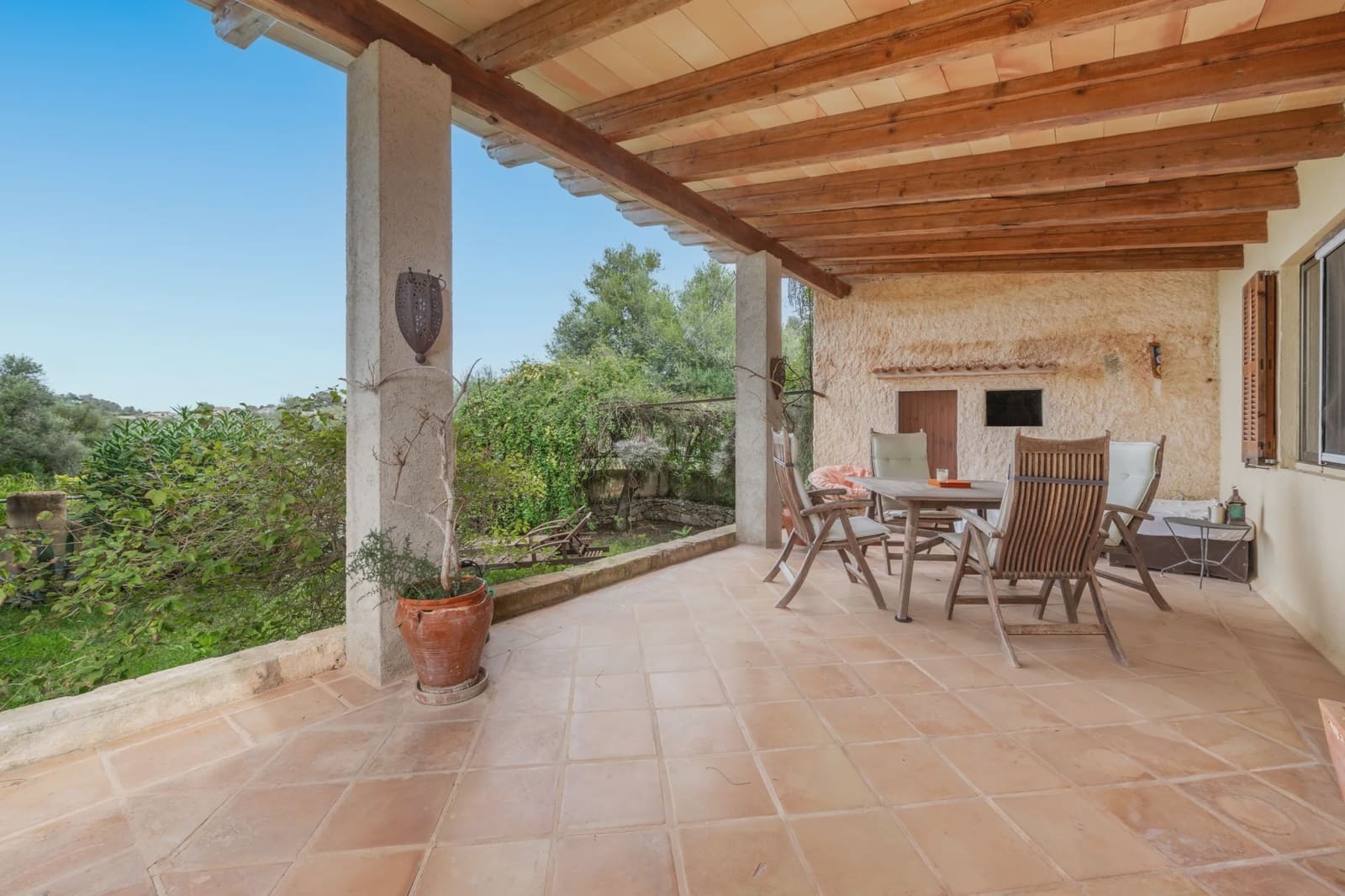 5 soveværelse Finca/Landehus til salg i Son Macia med swimmingpool - € 1.225.000 (Ref: 8835797)