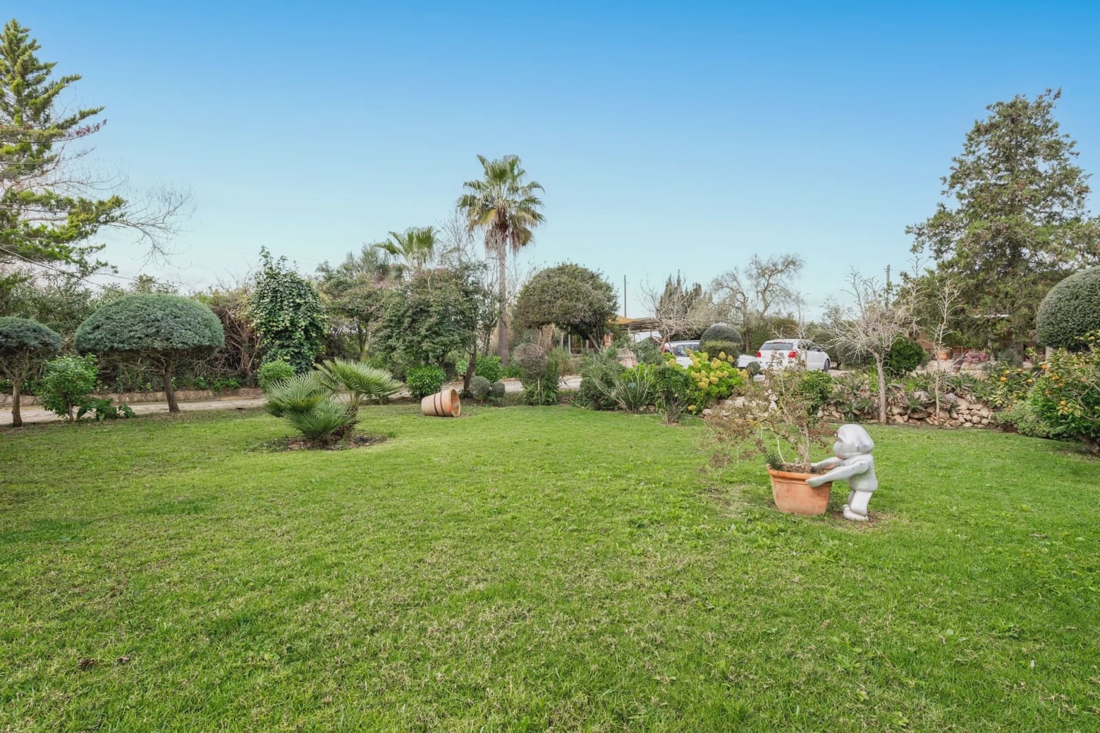 5 soveværelse Finca/Landehus til salg i Son Macia med swimmingpool - € 1.225.000 (Ref: 8835797)