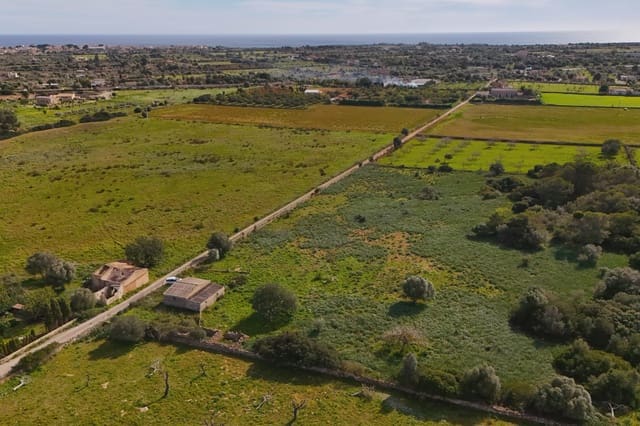 Finca/Landhuis te koop in S'Illot, Sant Llorenç des Cardassar - € 375.000 (Ref: 8837042)