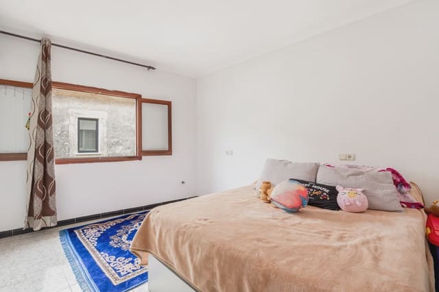 6 soveværelse Byhus til salg i Petra - € 336.000 (Ref: 8837442)