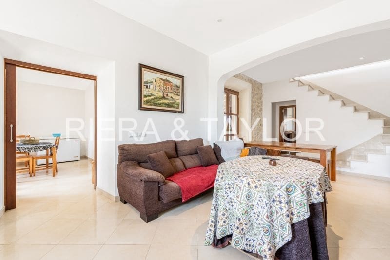 4 makuuhuone Maalaistalo myytävänä paikassa Petra - 700 000 € (Ref: 8839333)