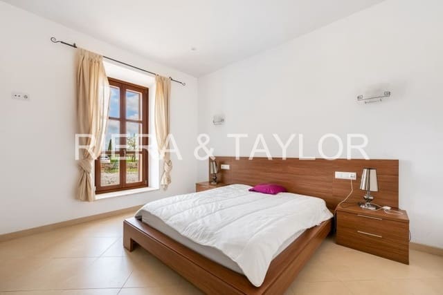 4 soveværelse Finca/Landehus til salg i Petra - € 700.000 (Ref: 8839333)