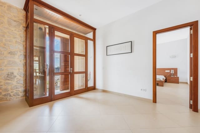 4 soveværelse Finca/Landehus til salg i Petra - € 700.000 (Ref: 8839333)