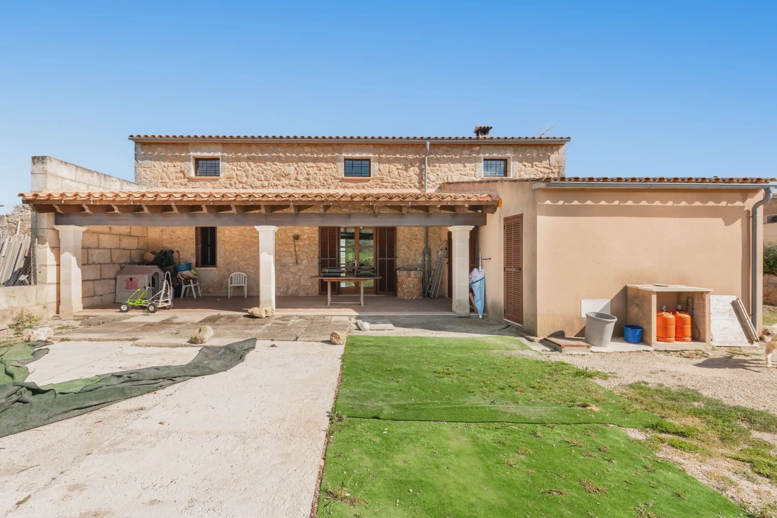 4 bedroom Finca/Country House for sale in Petra - € 700,000 (Ref: 8839333)