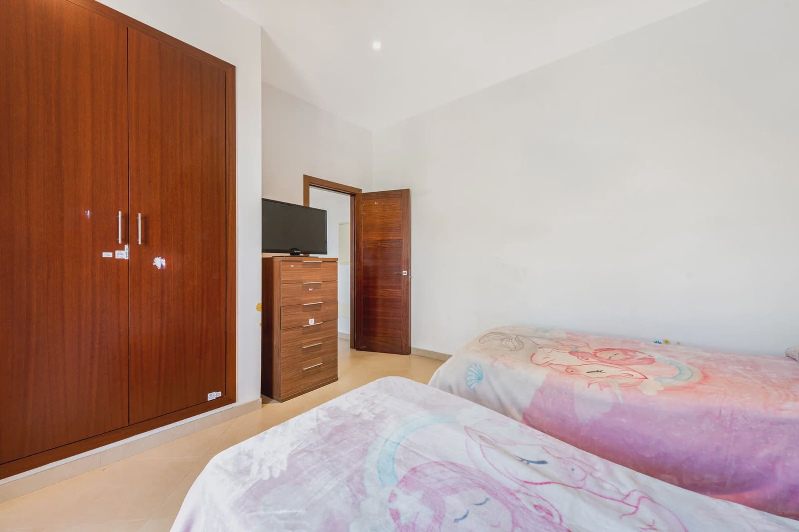 4 bedroom Finca/Country House for sale in Petra - € 700,000 (Ref: 8839333)