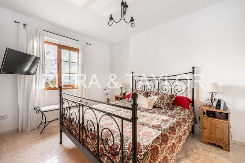 5 slaapkamer Finca/Landhuis te koop in Sencelles - € 845.000 (Ref: 8842472)