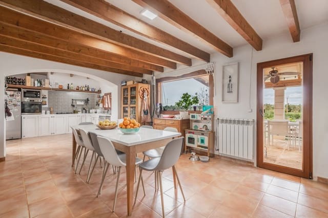 4 bedroom Finca/Country House for sale in Manacor - € 790,000 (Ref: 8848481)