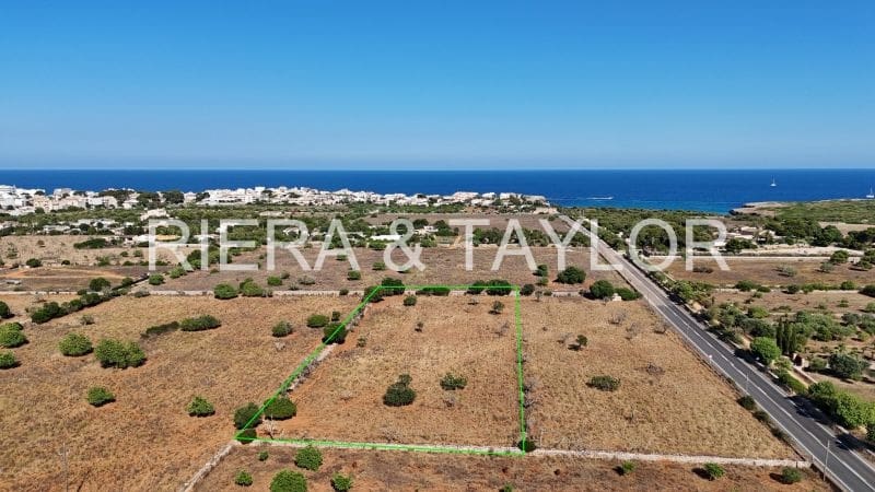 Ubebygd land til salgs i Portocristo / Port de Manacor - € 50 000 (Ref: 8867537)