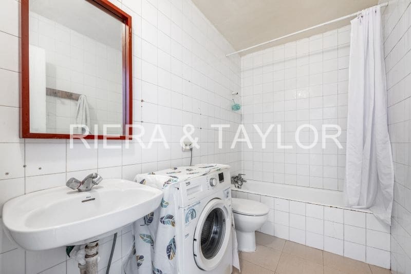 2 soveværelse Erhverv til salg i Calas de Mallorca - € 209.900 (Ref: 8868480)