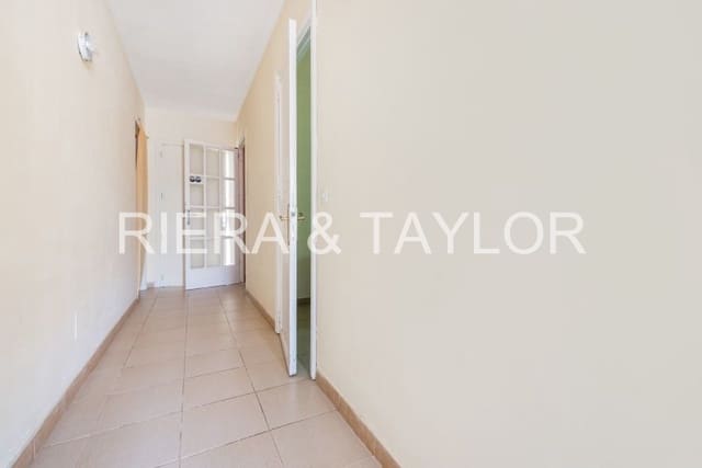 2 slaapkamer Commercieel te koop in Calas de Mallorca, Manacor - € 209.900 (Ref: 8868480)