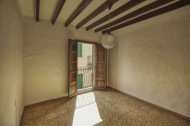 6 soveværelse Byhus til salg i Pollensa / Pollença - € 790.000 (Ref: 8885485)