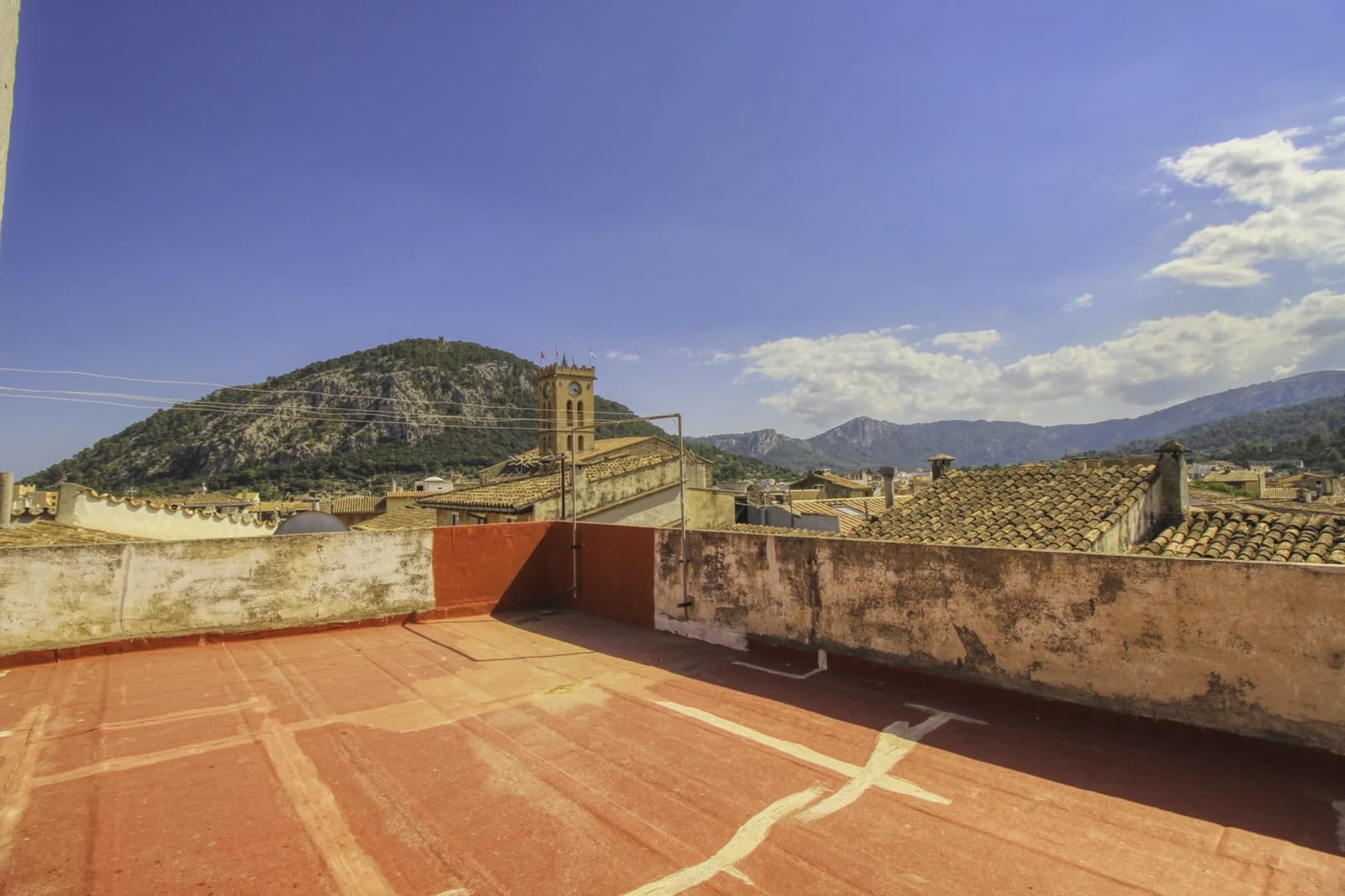 6 bedroom Townhouse for sale in Pollensa / Pollenca - € 790,000 (Ref: 8885485)