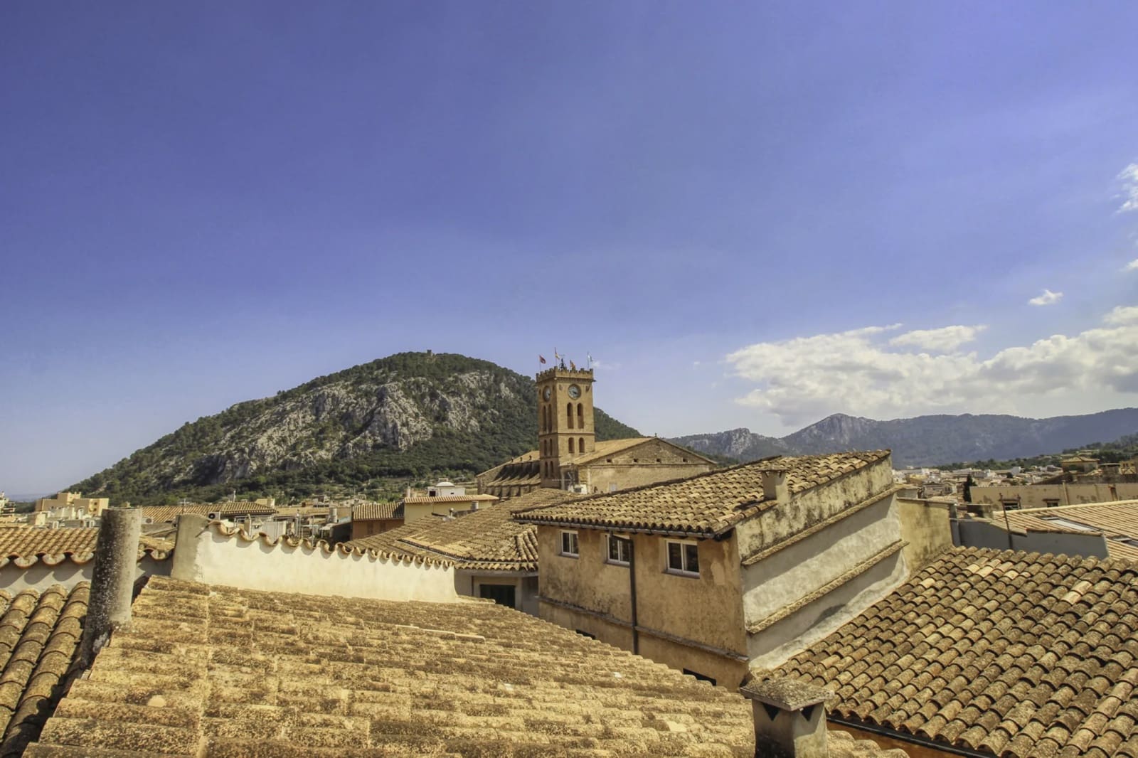 6 bedroom Townhouse for sale in Pollensa / Pollenca - € 790,000 (Ref: 8885485)