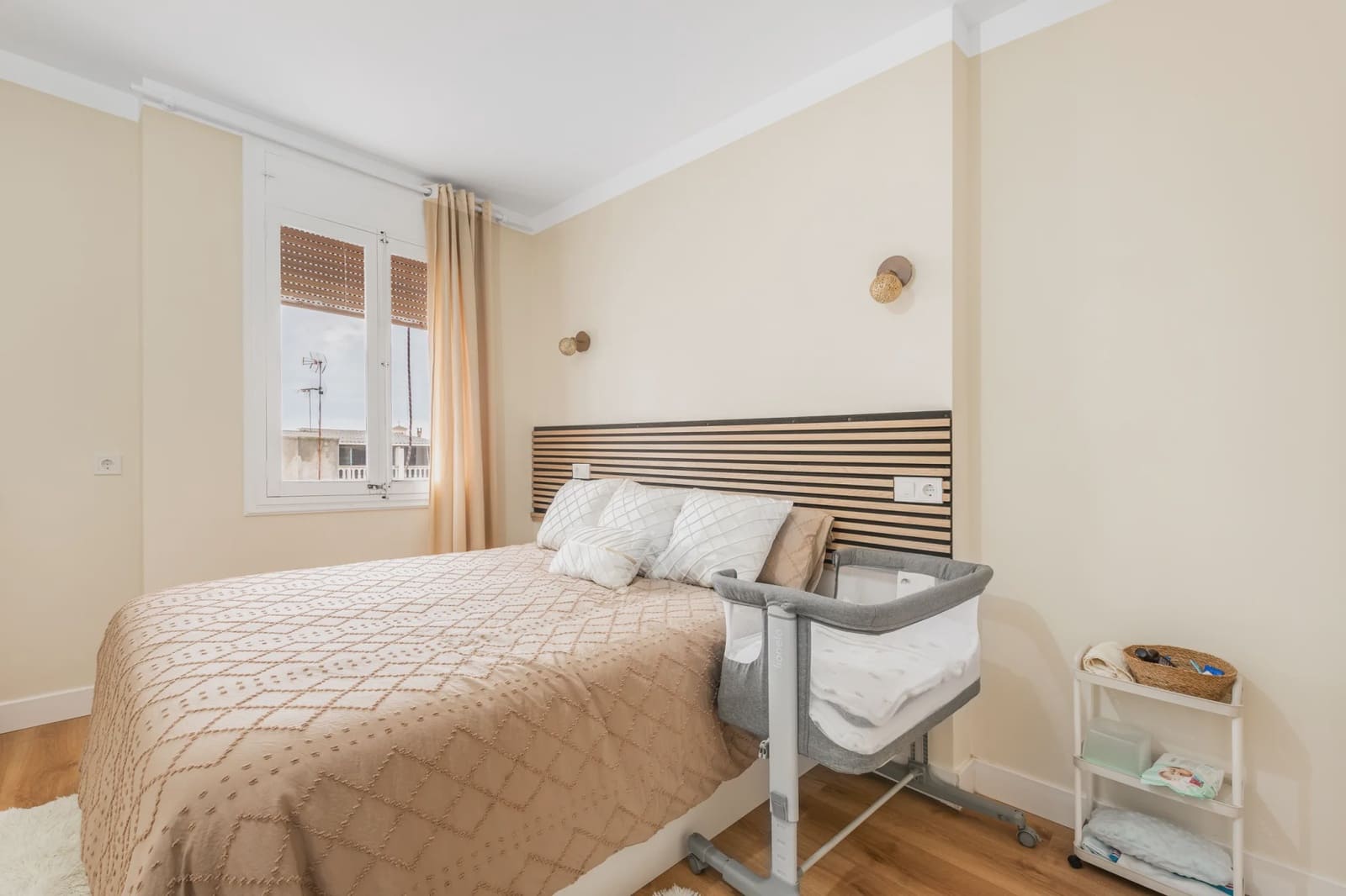 4 bedroom Apartment for sale in Manacor - € 350,000 (Ref: 8904124)