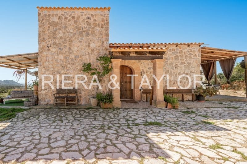 3 soveværelse Finca/Landehus til salg i Son Servera - € 945.000 (Ref: 8918361)