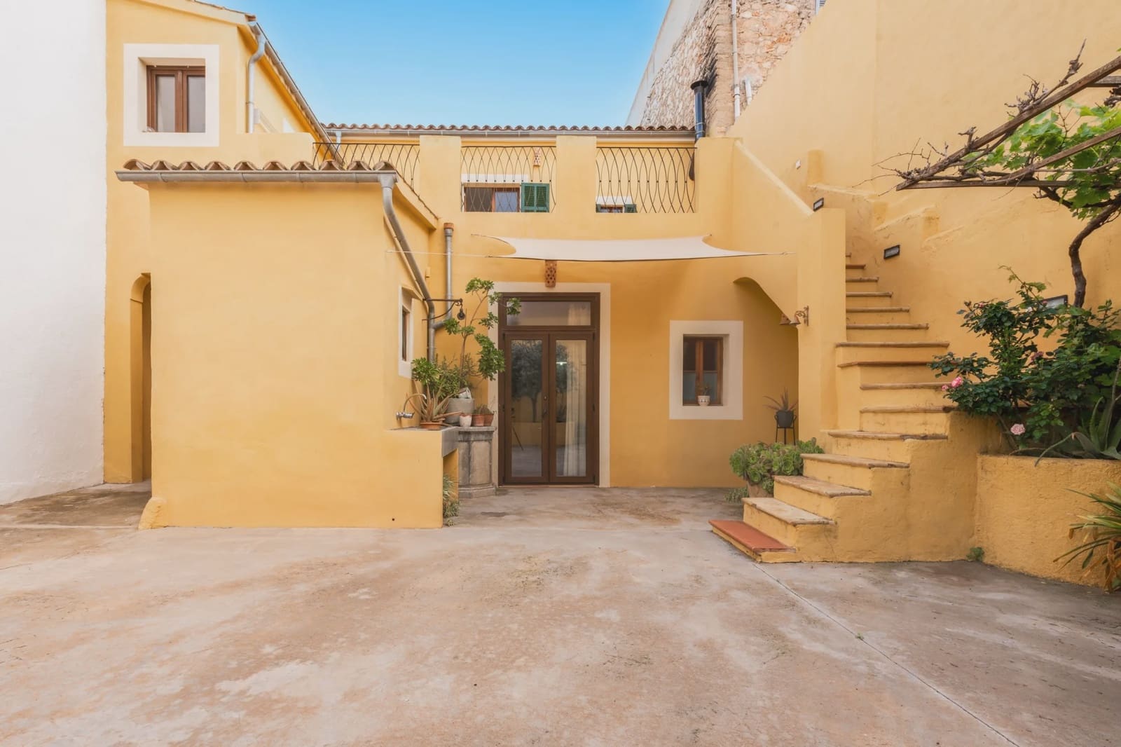 5 bedroom Townhouse for sale in Son Servera - € 759,900 (Ref: 8973967)