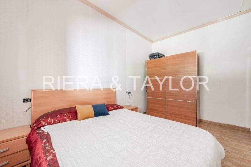 5 sypialnia Apartament na sprzedaż w Ses Salines - 370 000 € (Ref: 8994160)