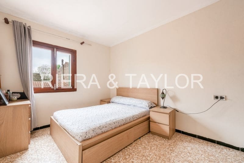 5 sypialnia Apartament na sprzedaż w Ses Salines - 370 000 € (Ref: 8994160)