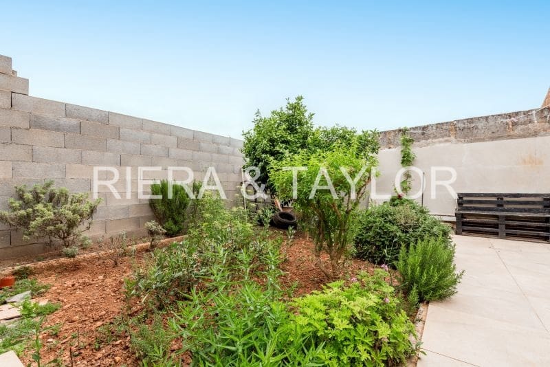 5 sypialnia Apartament na sprzedaż w Ses Salines - 370 000 € (Ref: 8994160)