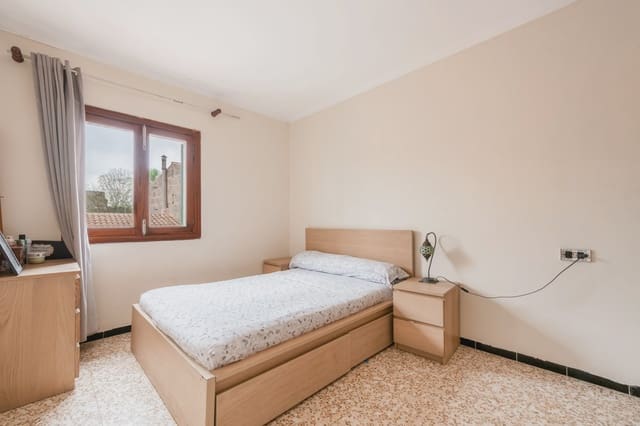 5 sypialnia Apartament na sprzedaż w Ses Salines - 370 000 € (Ref: 8994160)