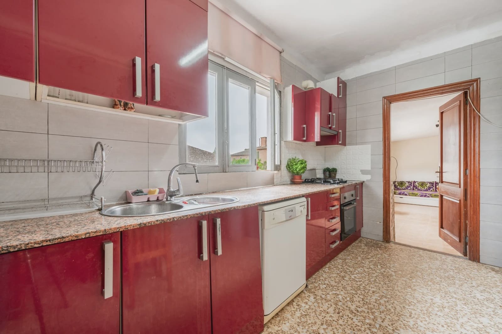 5 bedroom Apartment for sale in Ses Salines - € 370,000 (Ref: 8994160)