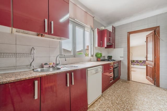 5 sypialnia Apartament na sprzedaż w Ses Salines - 370 000 € (Ref: 8994160)