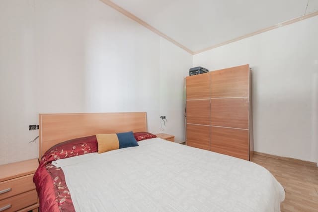 5 sypialnia Apartament na sprzedaż w Ses Salines - 370 000 € (Ref: 8994160)