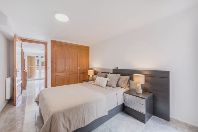 4 bedroom Townhouse for sale in Portocolom, Felanitx - € 469,000 (Ref: 9013589)