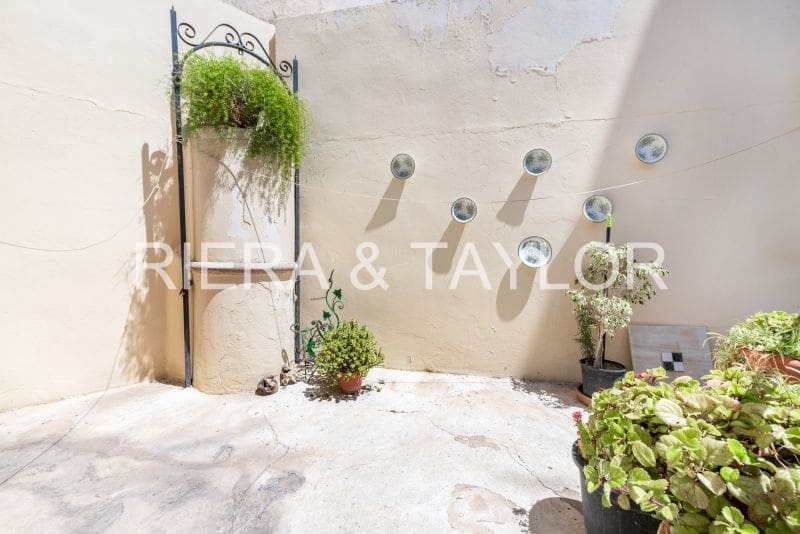 2 soveværelse Erhverv til salg i Manacor - € 350.000 (Ref: 9051763)