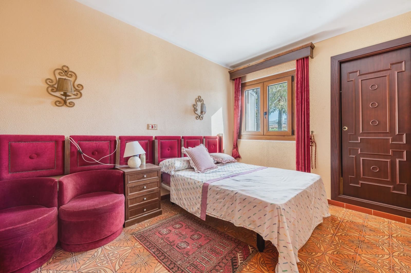 6 bedroom Townhouse for sale in Sa Coma - € 1,100,000 (Ref: 9072246)