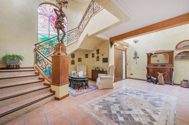 6 makuuhuone Omakotitalo myytävänä paikassa Sa Coma, Sant Llorenç des Cardassar - 1 100 000 € (Ref: 9072246)