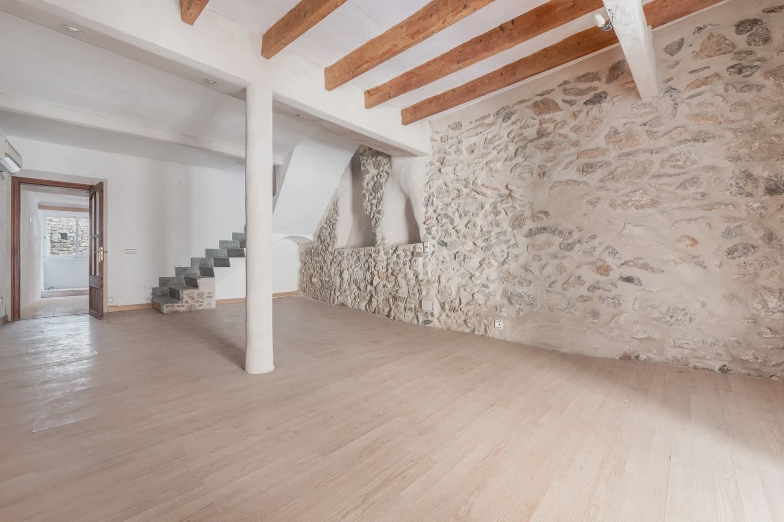 3 slaapkamer Huis te koop in Arta - € 330.000 (Ref: 9078494)