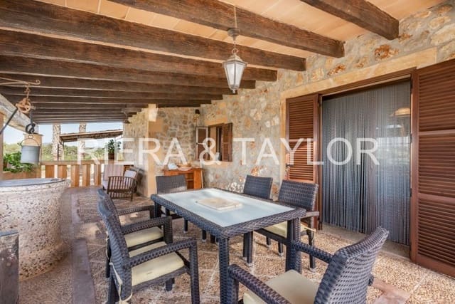 3 bedroom Finca/Country House for sale in Manacor - € 1,000,000 (Ref: 9103188)