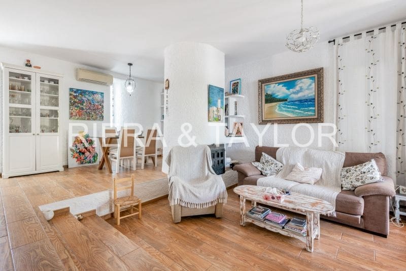 2 soveværelse Byhus til salg i Cala Mandia - € 450.000 (Ref: 9127220)