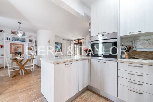 2 soveværelse Byhus til salg i Cala Mandia, Manacor - € 450.000 (Ref: 9127220)