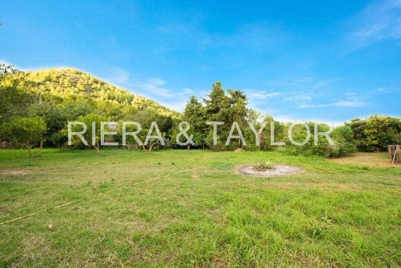 5 soveværelse Finca/Landehus til salg i Font de Sa Cala / Font de La Cala - € 950.000 (Ref: 9127398)