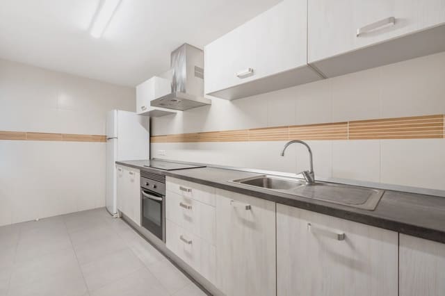 2 bedroom Apartment for sale in Manacor - € 290,000 (Ref: 9162760)