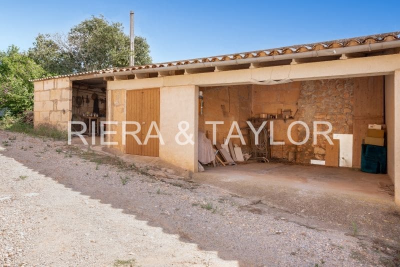 Finca/Country House for sale in Manacor - € 420,000 (Ref: 9162761)