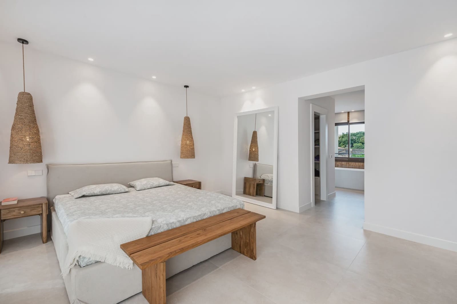 4 bedroom Townhouse for sale in Vilafranca de Bonany - € 850,000 (Ref: 9240675)